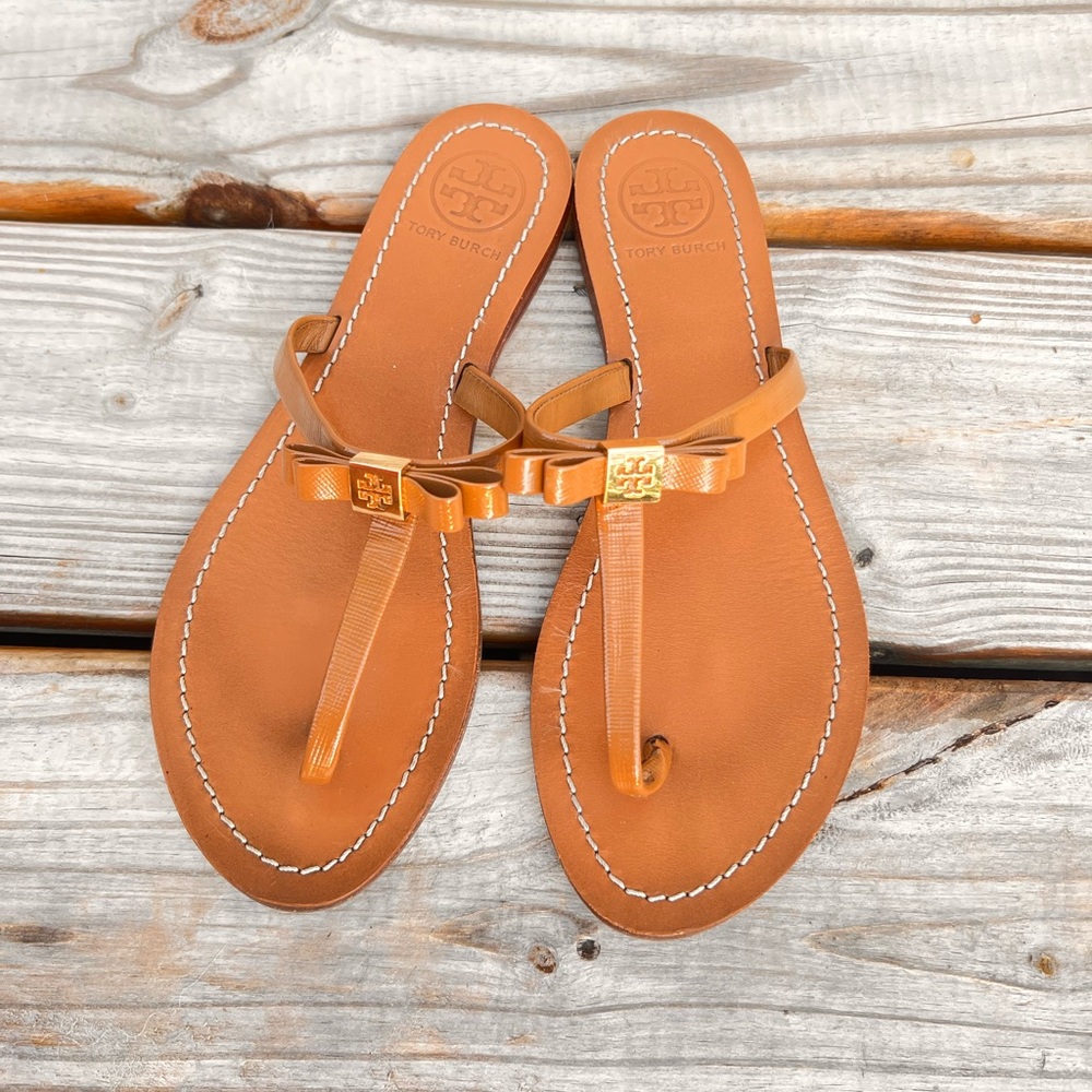 Tory Burch Leighanne Leather T-Strap Sandals